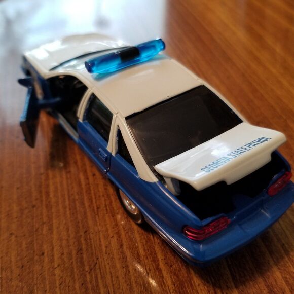 Georgia State Patrol Road Champs die cast police car 1:43 scale - Picture 9 of 10